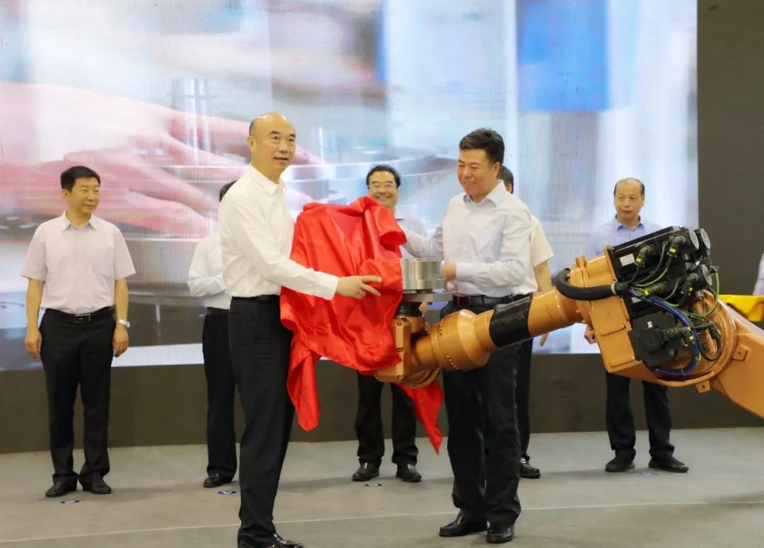tyc5997太阳集团机器人减速器数字化项目投用 刘国中省长出席揭幕仪式