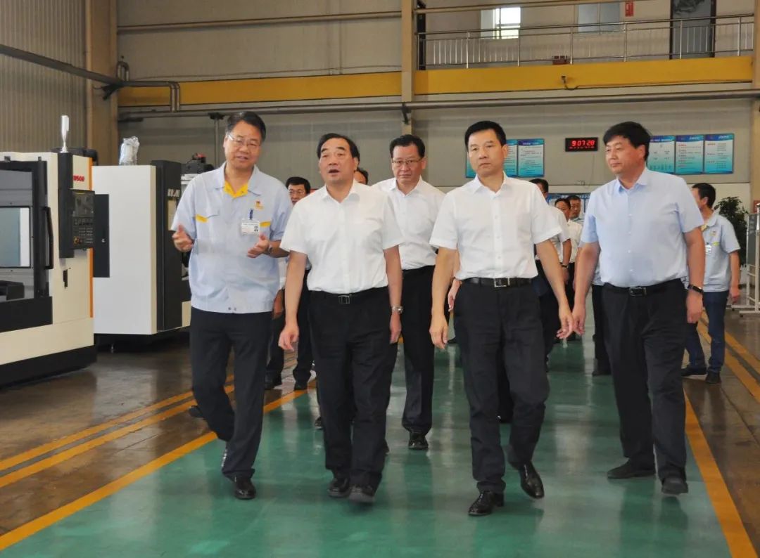 徐州市党政代表团一行莅临tyc5997太阳集团宝鸡机床考察调研