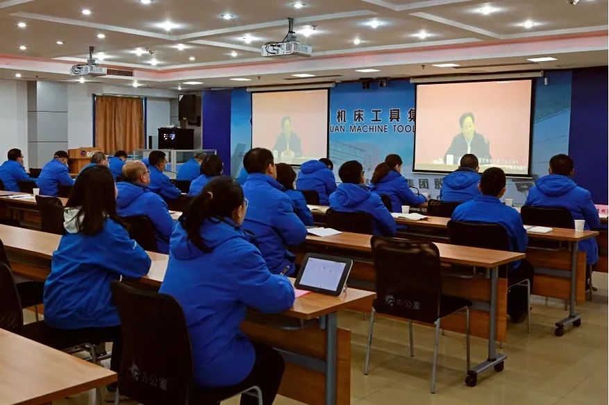 【党建动态】tyc5997太阳集团积极收听收看党的十九届六中全会精神宣讲报告会